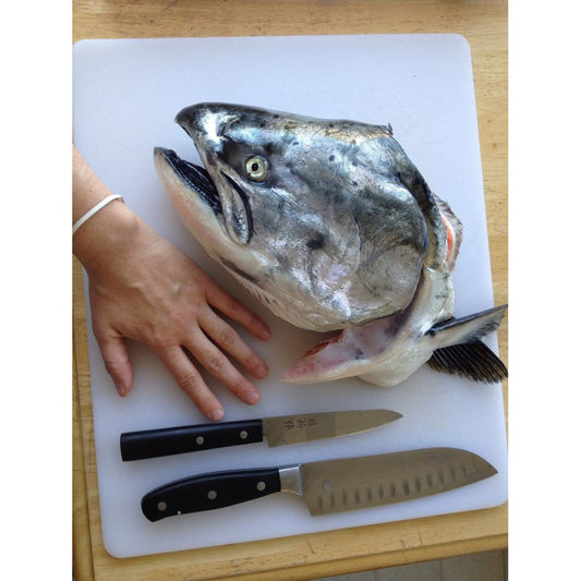 Salmon Head Whole 1kg | Kepala Salmon Utuh Besar 1kg