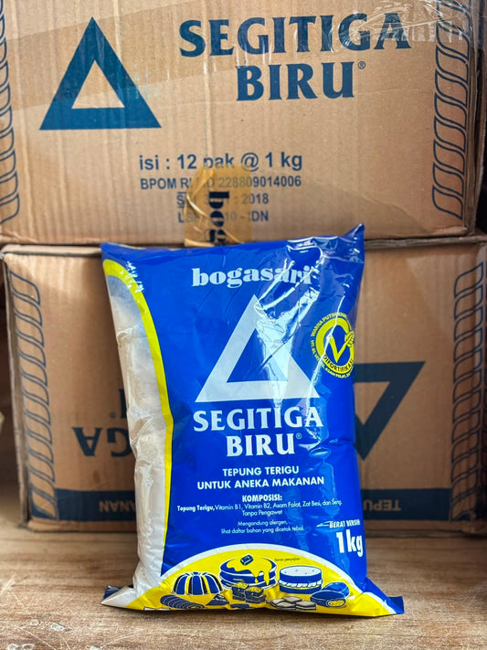 tepung Terigu Segitiga Ekonomi 1kg segitiga transparan