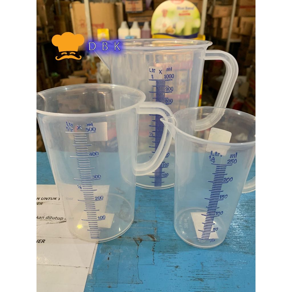 Gelas Takar Ukur Plastik 250ml 500ml 1ltr measuring cup beaker Food grade